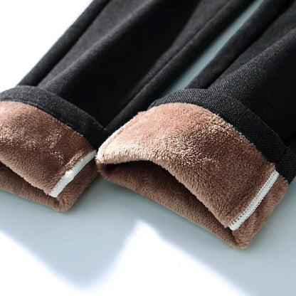 Weekday Warrior Drawstring Fleece Trousers